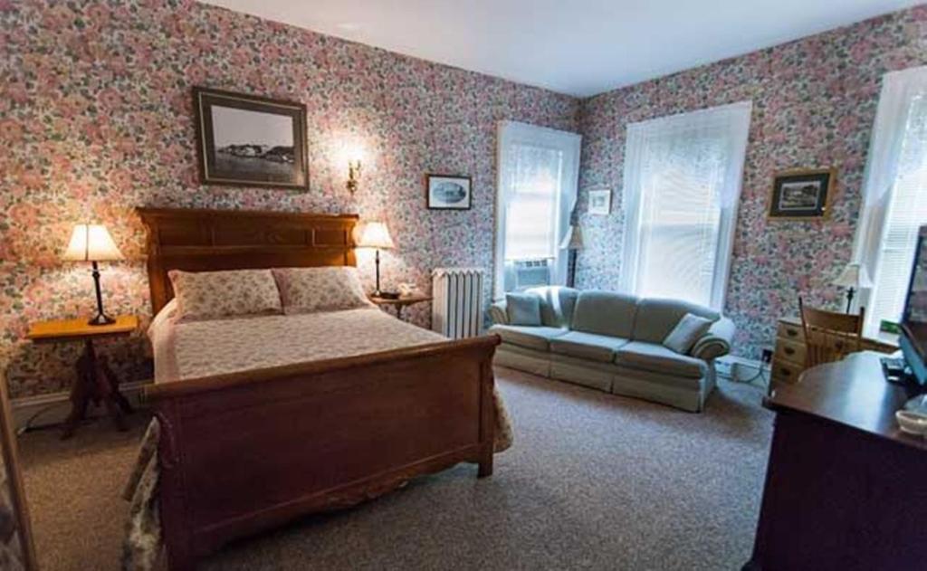 פרדריקטון Carriage House Inn חדר תמונה