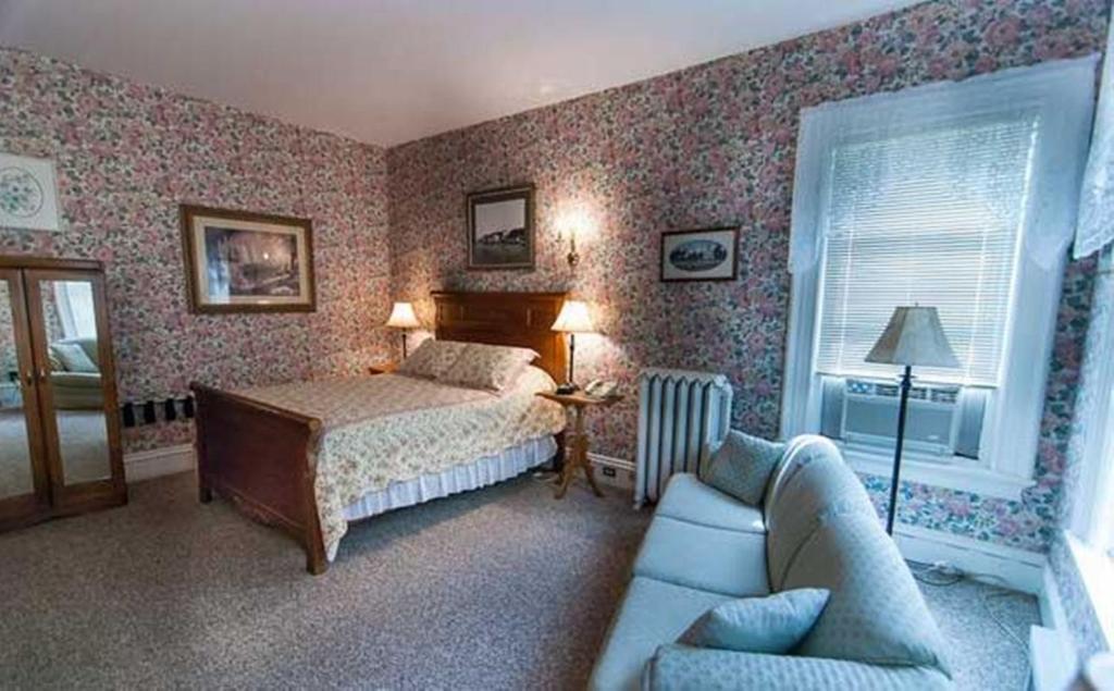 פרדריקטון Carriage House Inn חדר תמונה